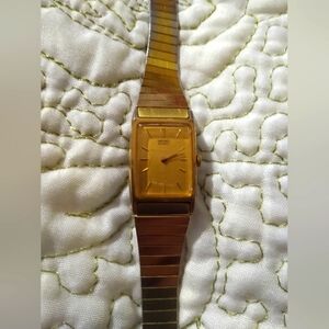 Seiko 1985 Vintage Stainless Steel Goldtone Watch